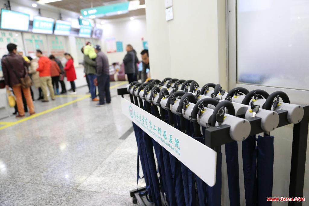 桂林医学院第二附属医院推出便民伞服务