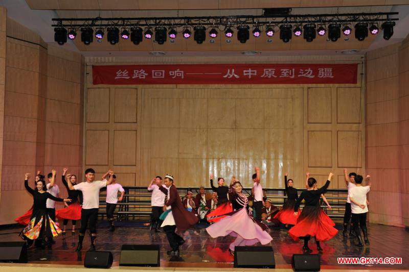 河南师范大学举行“丝路回响——从中原到边疆”音乐会