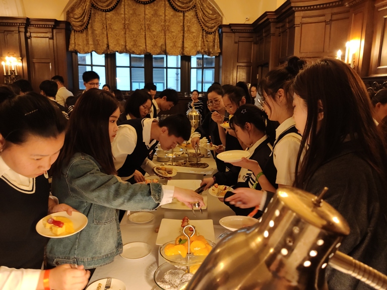 上海杉达学院旅游与酒店管理学院获上海外滩华尔道夫酒店“最佳合