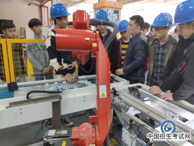 广西机电职业技术学院与广西南宁技师学院联合培养的2019级新生入